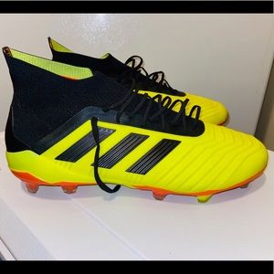 Adidas Men's Predator 18.1 FG Solar